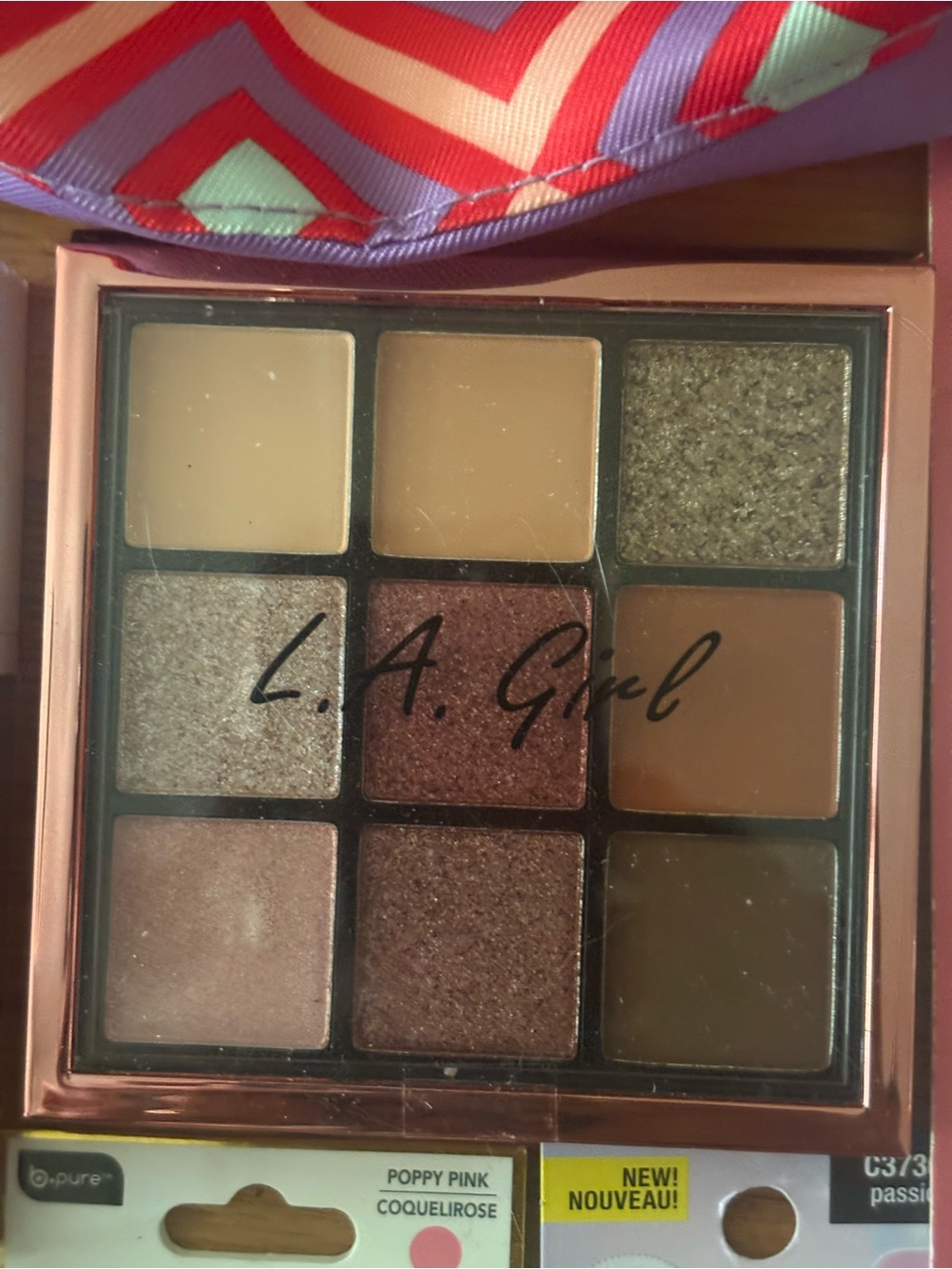 Neutral Eyeshadow Palette - 9 Shade Matte & Shimmer Set makeup bundle - Picture 6 of 7